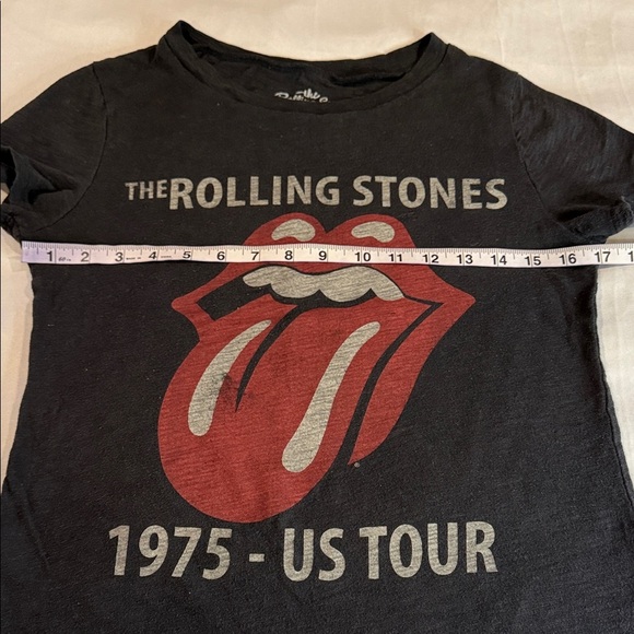 The Rolling Stones T-Shirt 1975 US Tour Graphic Reprint Rock Vintage-style Merch - Picture 4 of 7